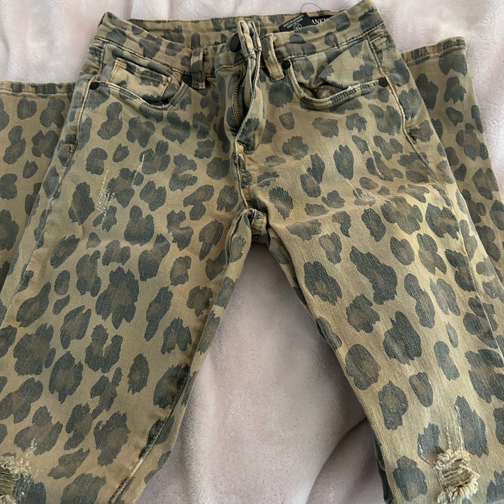 Leopard skinny jeans